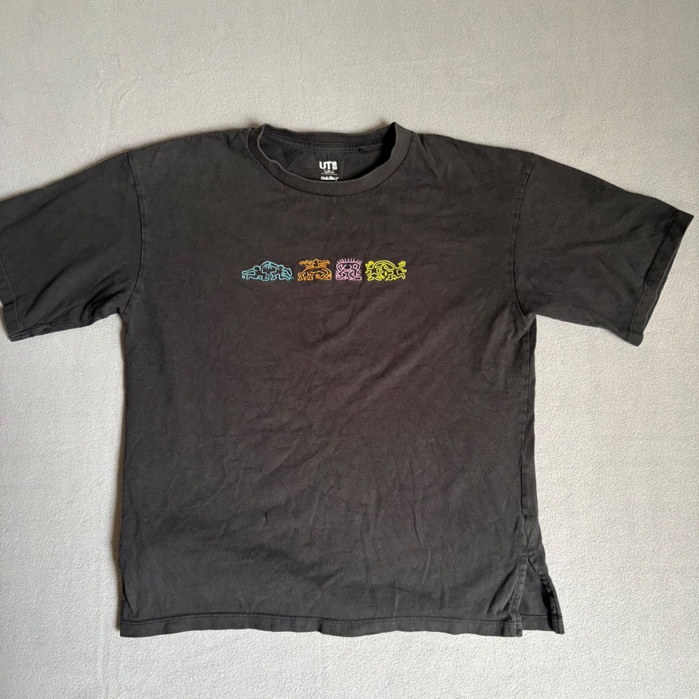 Uniqlo T-Shirt Mens XS Black Good Keith Haring Pop Art Graphic Tee 241-426359
